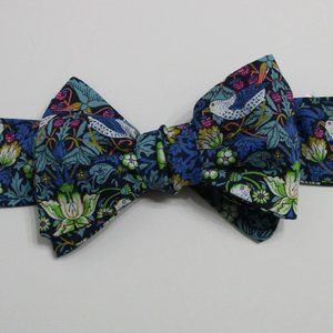 Liberty of London Strawberry Thief Bowtie and pocket square